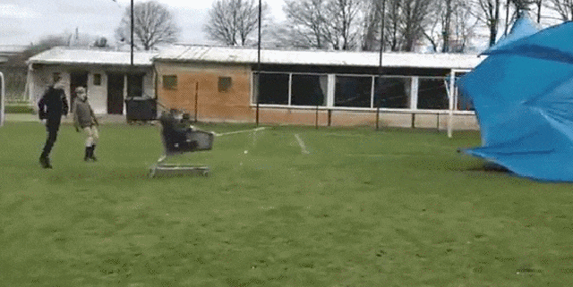 Vidéo chariot à vent avec parachute